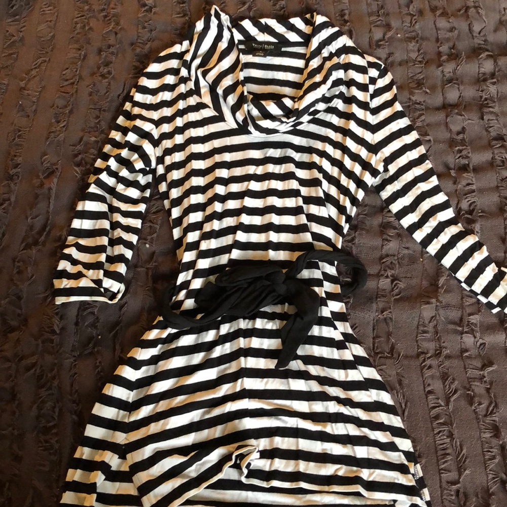 tunic top with black belt
